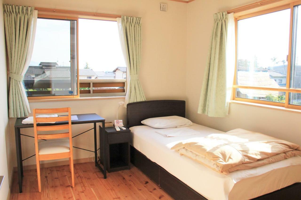 Guesthouse Kanoka Nakano  Bagian luar foto